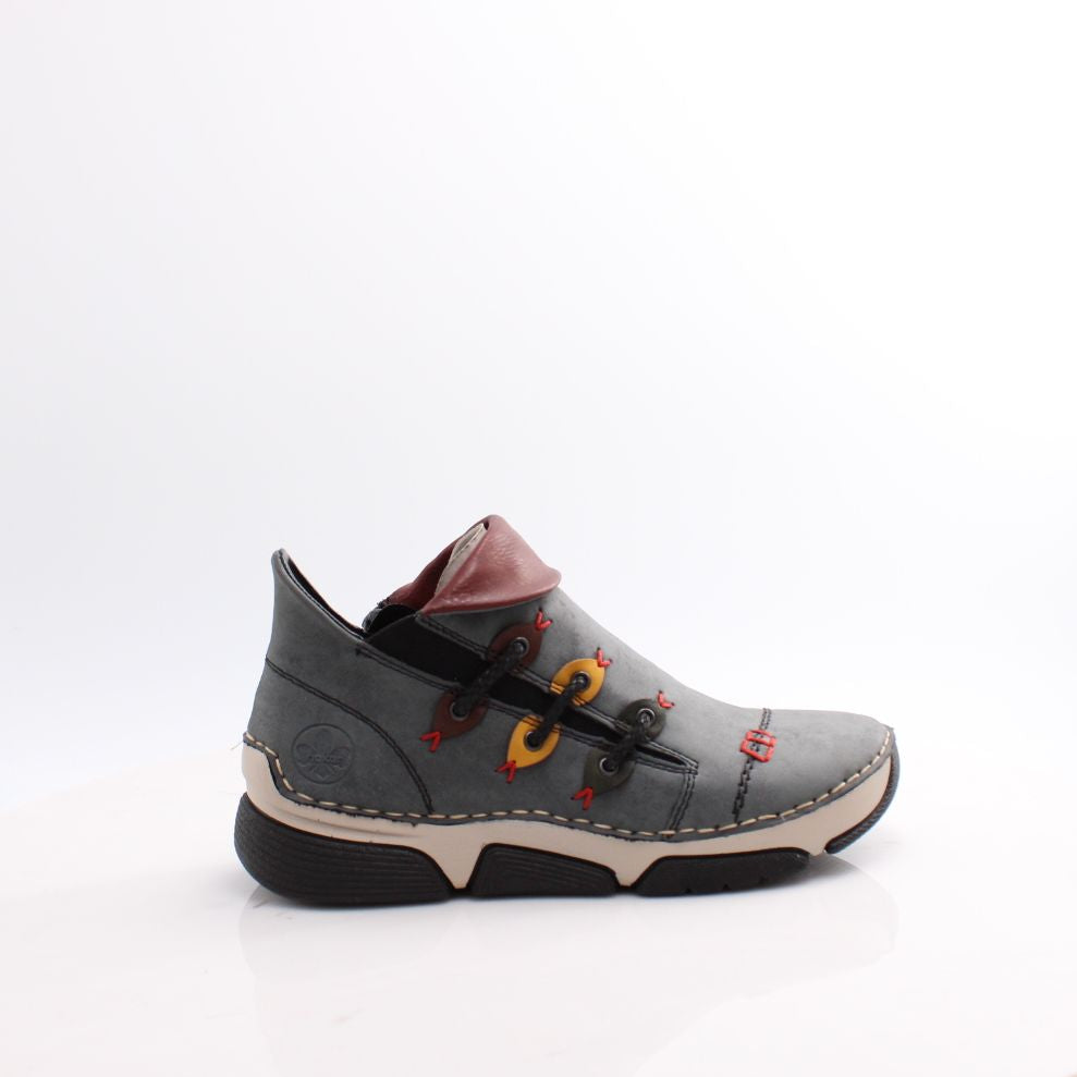 45983 RIEKER BOOTS 26