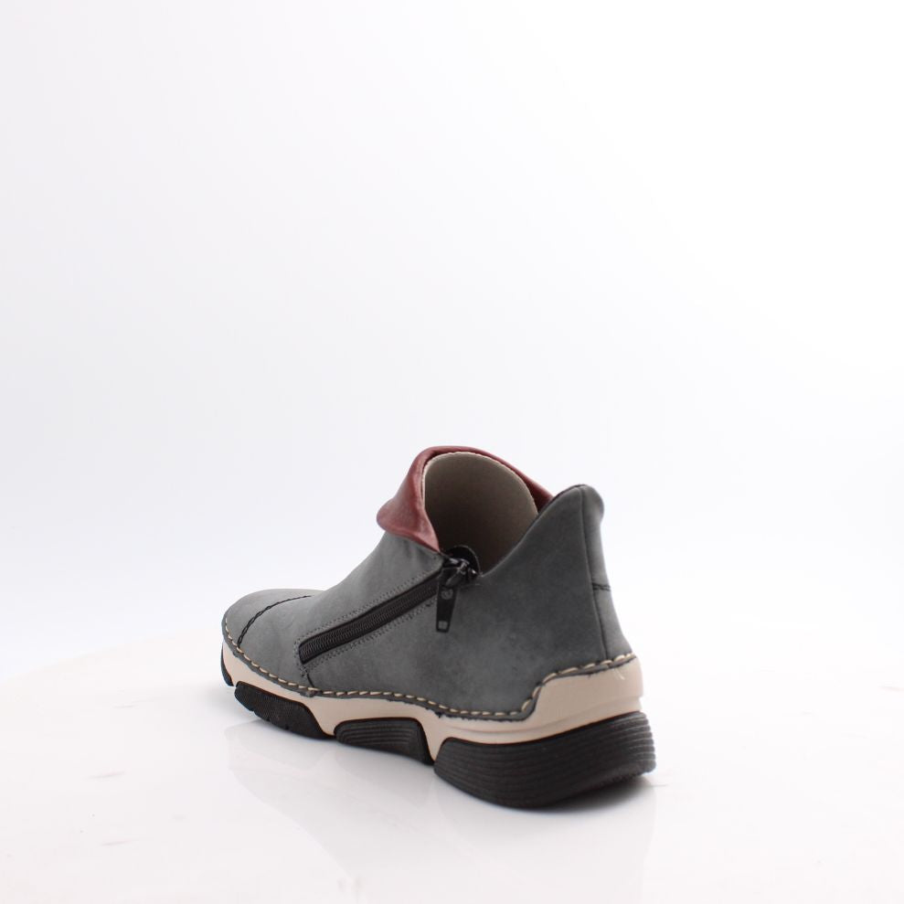 45983 RIEKER BOOTS 26