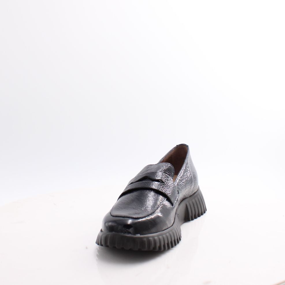 A-4402 WONDERS 26