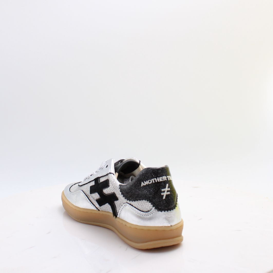 A032 ANOTHER TREND TRAINERS