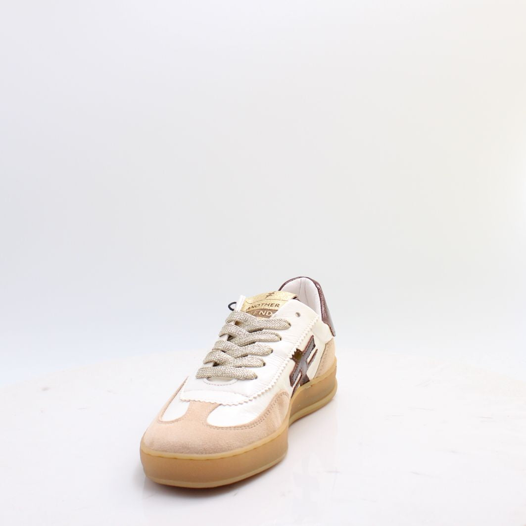 A032 ANOTHER TREND TRAINERS