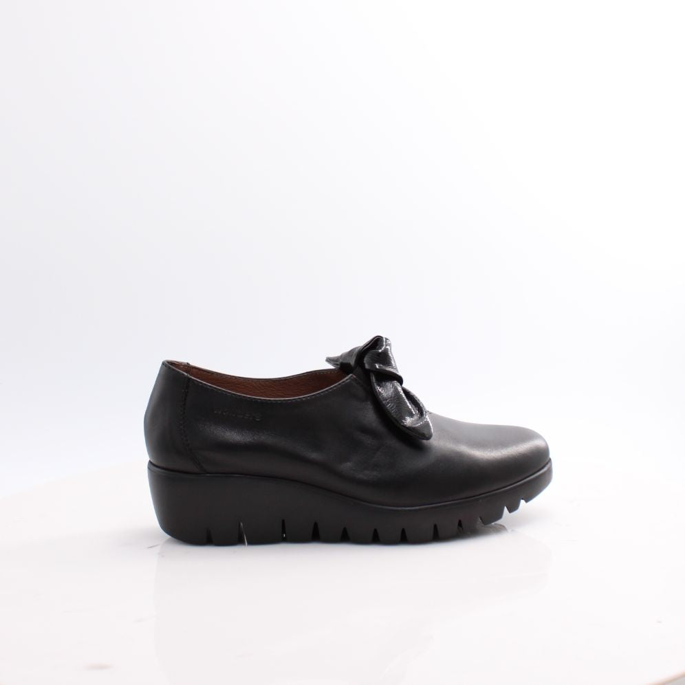 C-33159 WONDERS 26