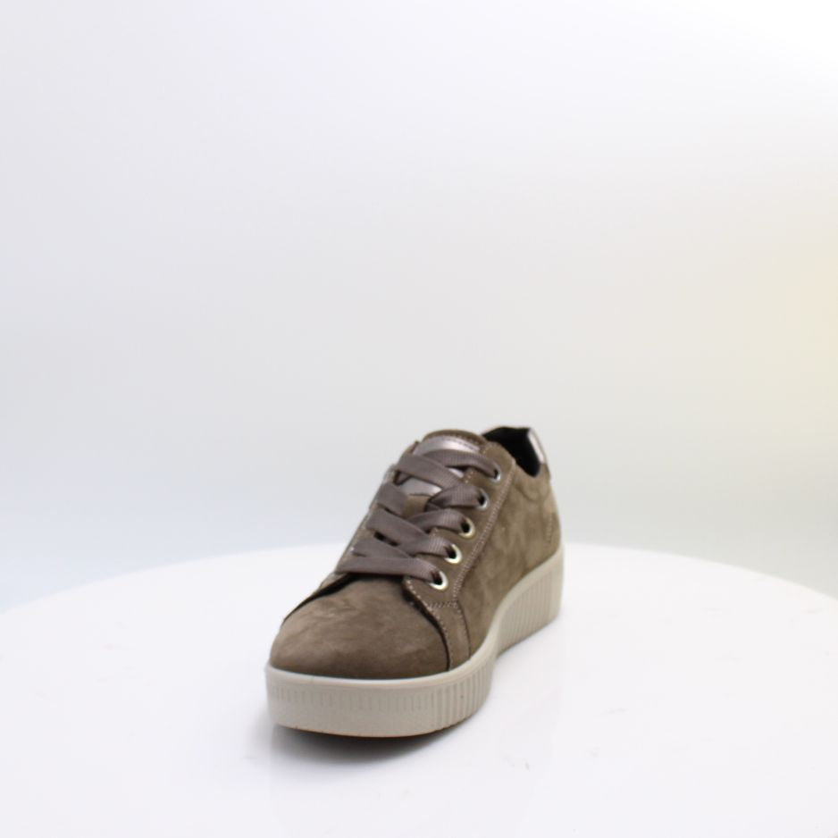 P-912 G-COMFORT SHOES 26