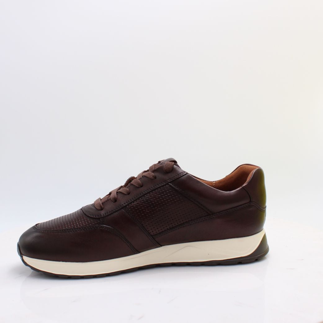 Radwell Tie CLARKS 26