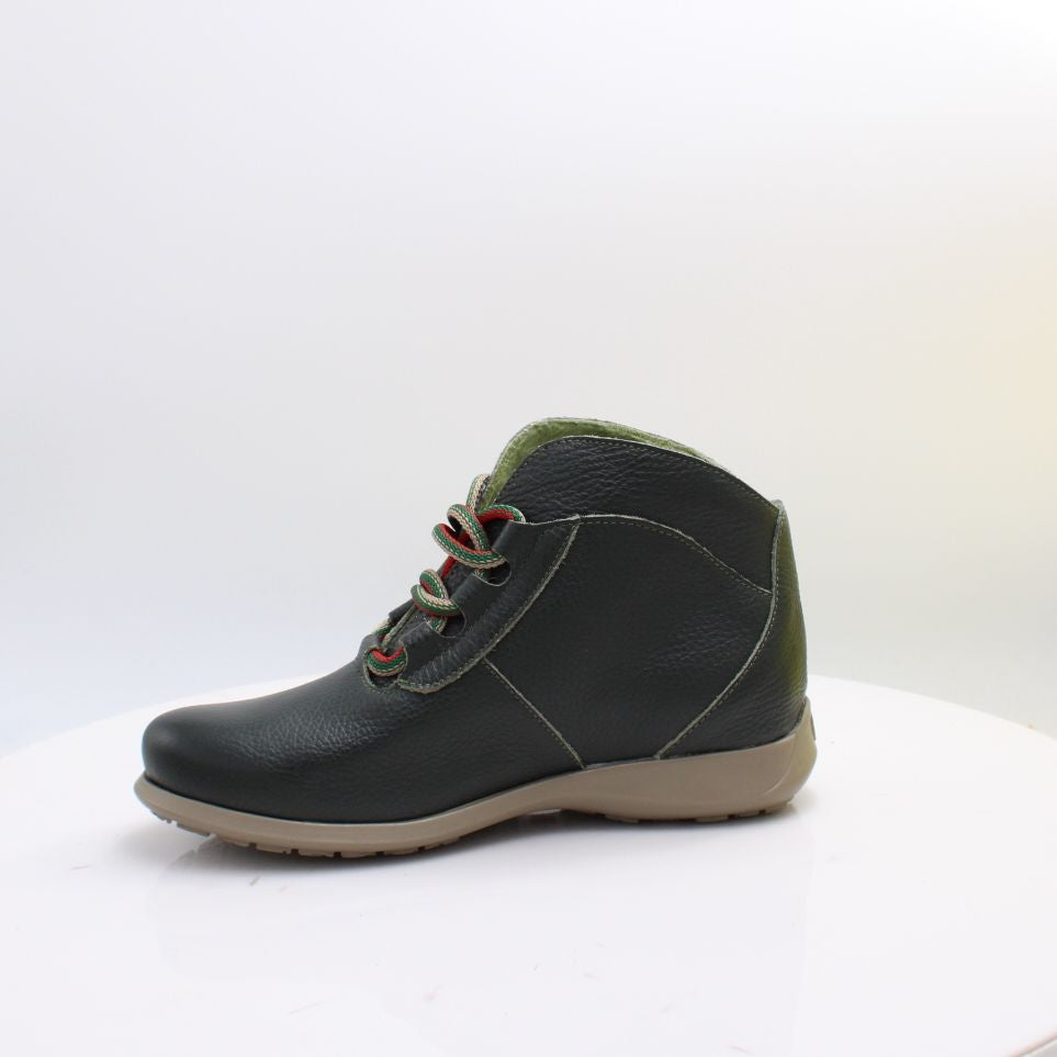 2082 JOSE SAENZ BOOTS 26