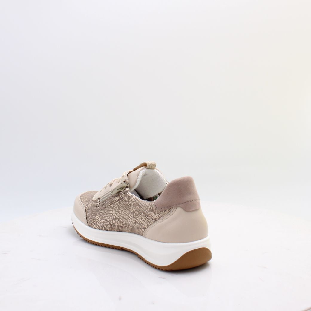 25532 OSAKA ARA WIDE FITTING SHOES