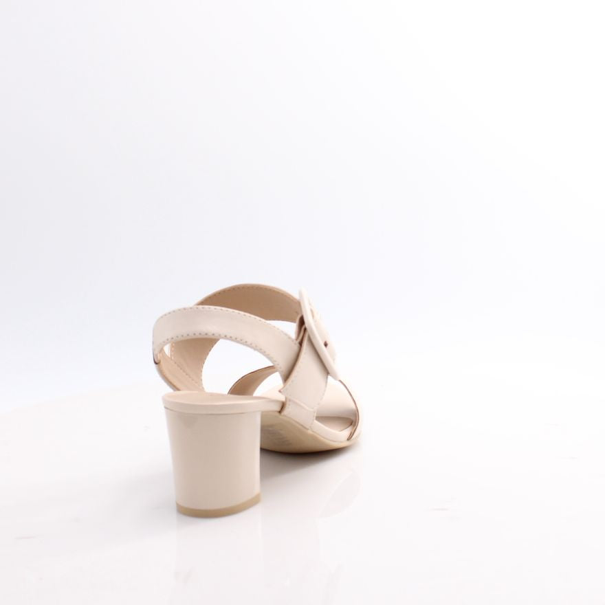 28306 CAPRICE 26 SANDAL