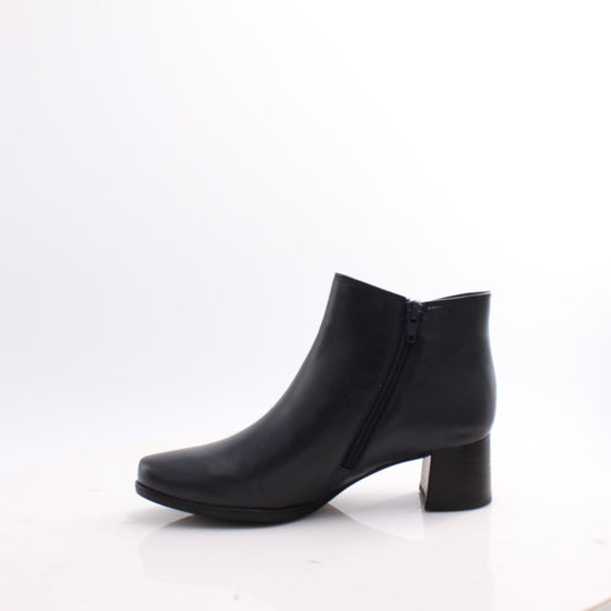72.827 GABOR BOOTS 25