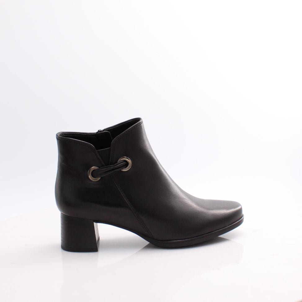 72.827 GABOR BOOTS 25