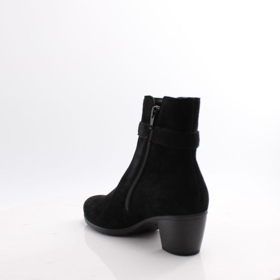 75.523 GABOR BOOTS 25