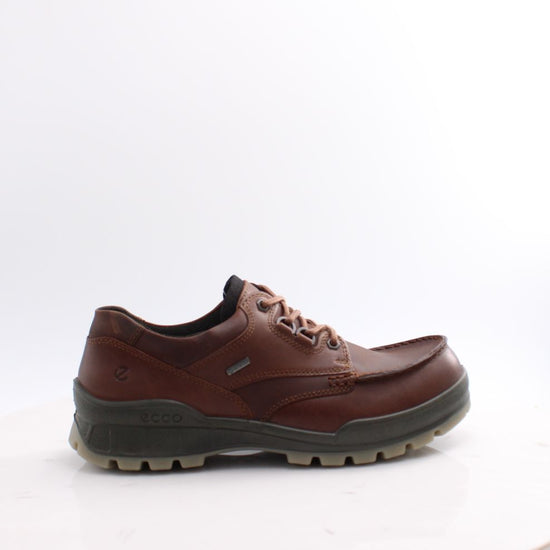 831714 ECCO TRACK 26  SHOES