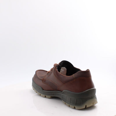 831714 ECCO TRACK 26  SHOES