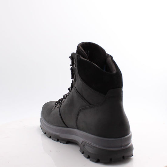 838184 ECCO RUGGED TRACK WP