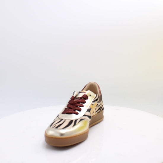 A032 ANOTHER TREND TRAINERS