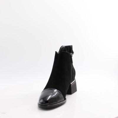 C3865A LORETTA VITALE 25