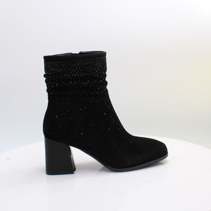 C96111 LORETTA VITALE BOOTS 26