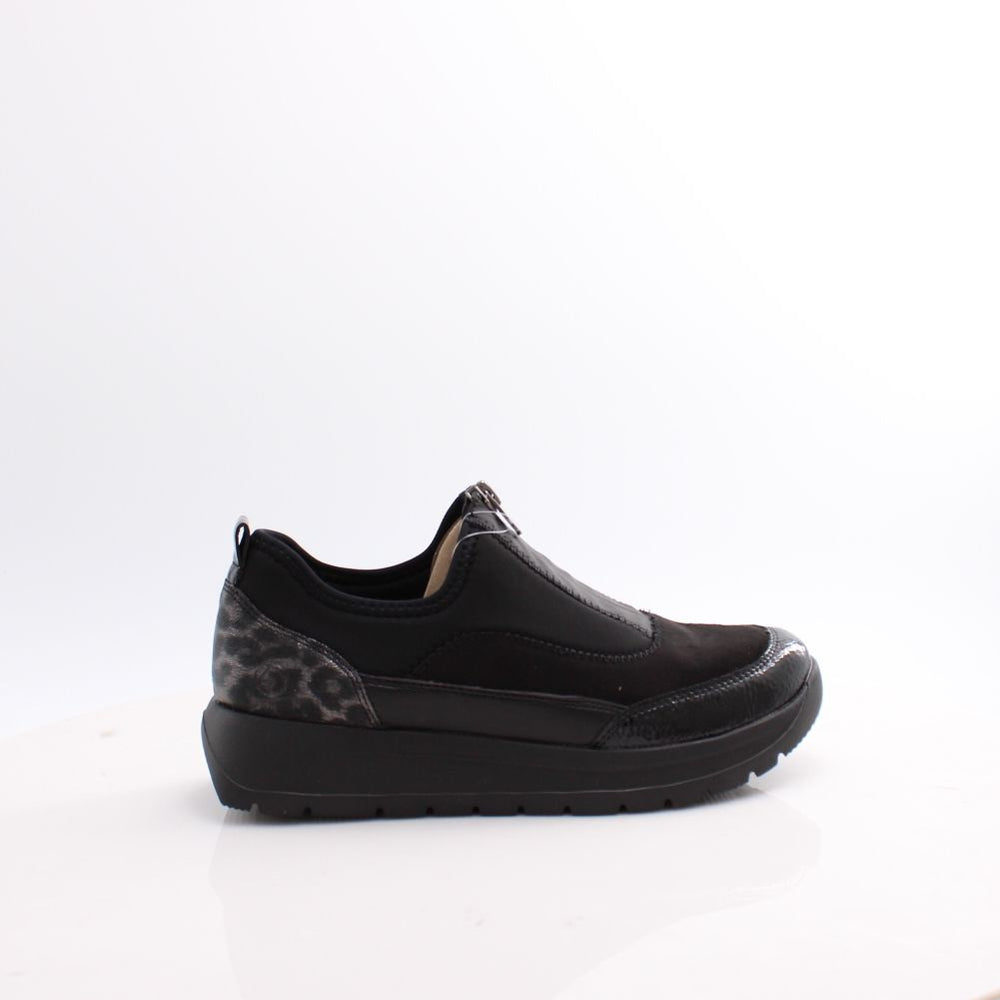 D2V01 REMONTE SHOES 26