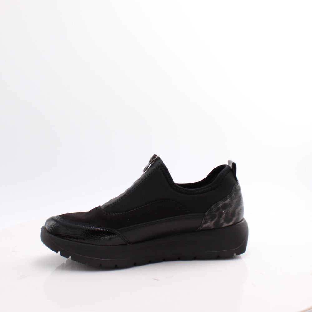 D2V01 REMONTE SHOES 26