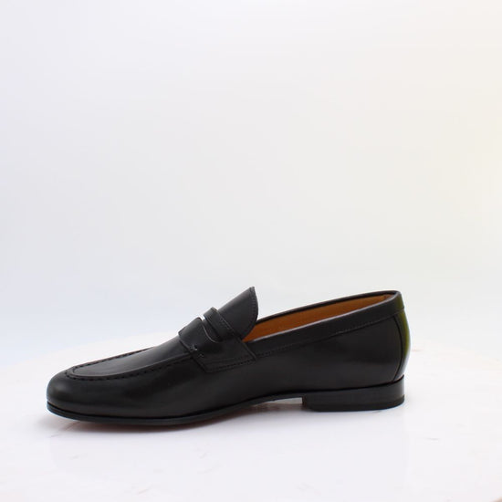SAWYER BARKER SLIP ON SHOES 26
