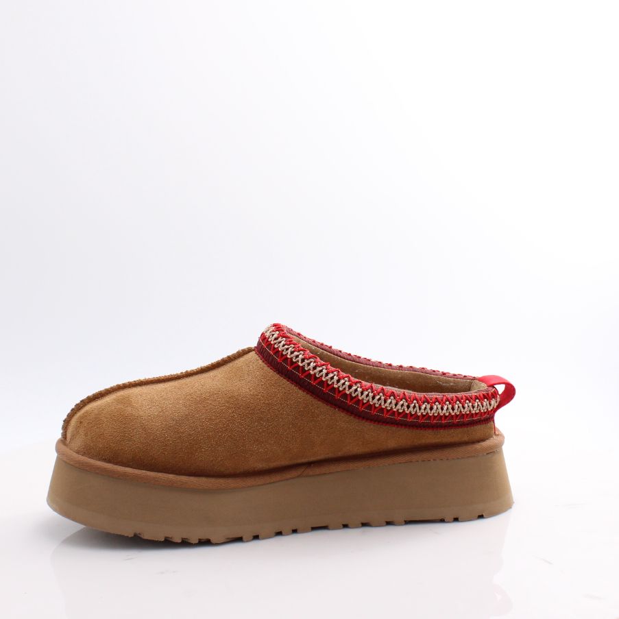 UGG Tazz platform sole and chestnut suede finish